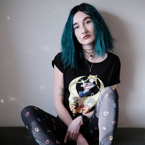 Zdjęcie produktu Sailor Moon - Koszulka z pozą dla kobiet, czarna