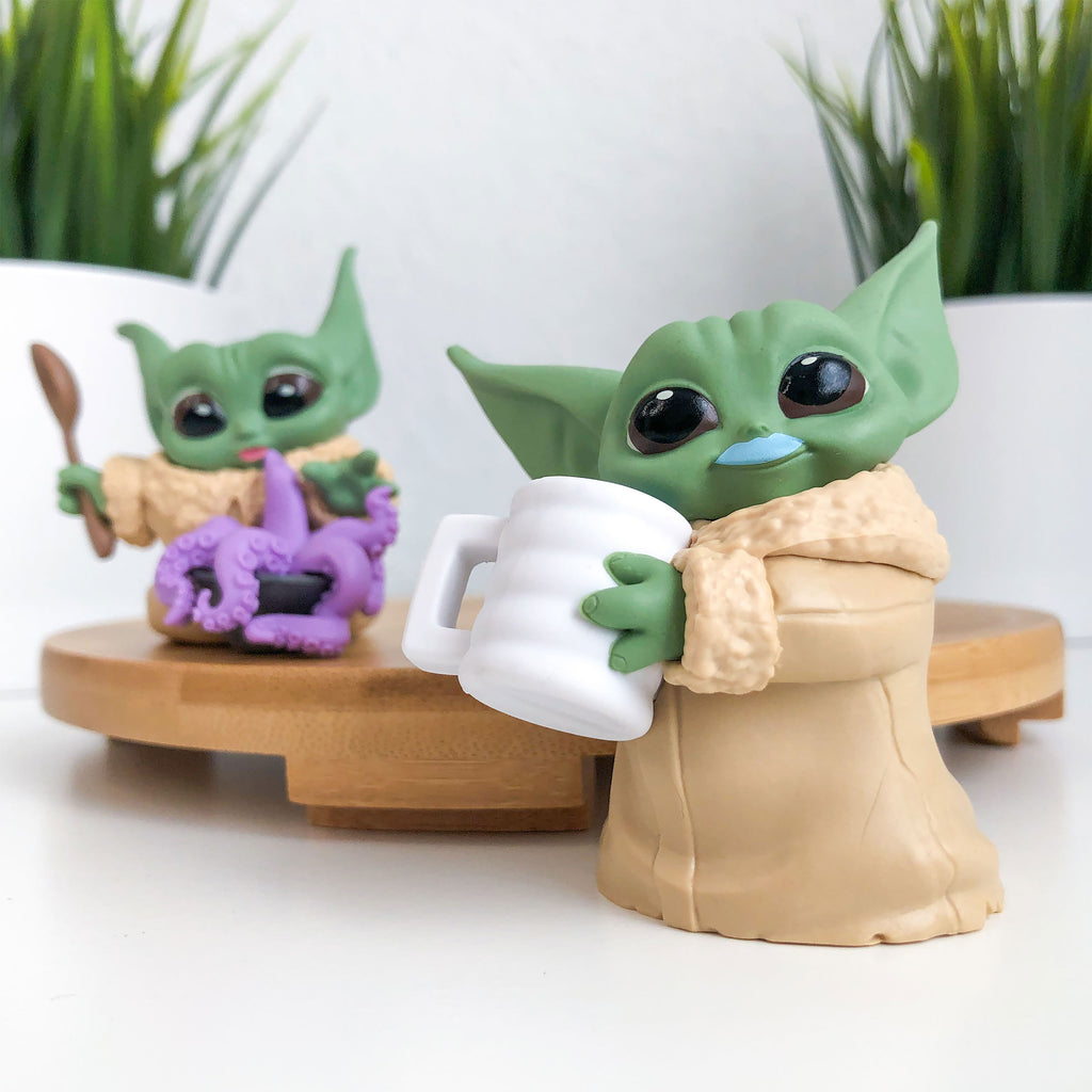 Zdjęcie produktu Grogu z zupą z mackami i pozą z mlecznym wąsem - zestaw mini figurek - Star Wars The Mandalorian