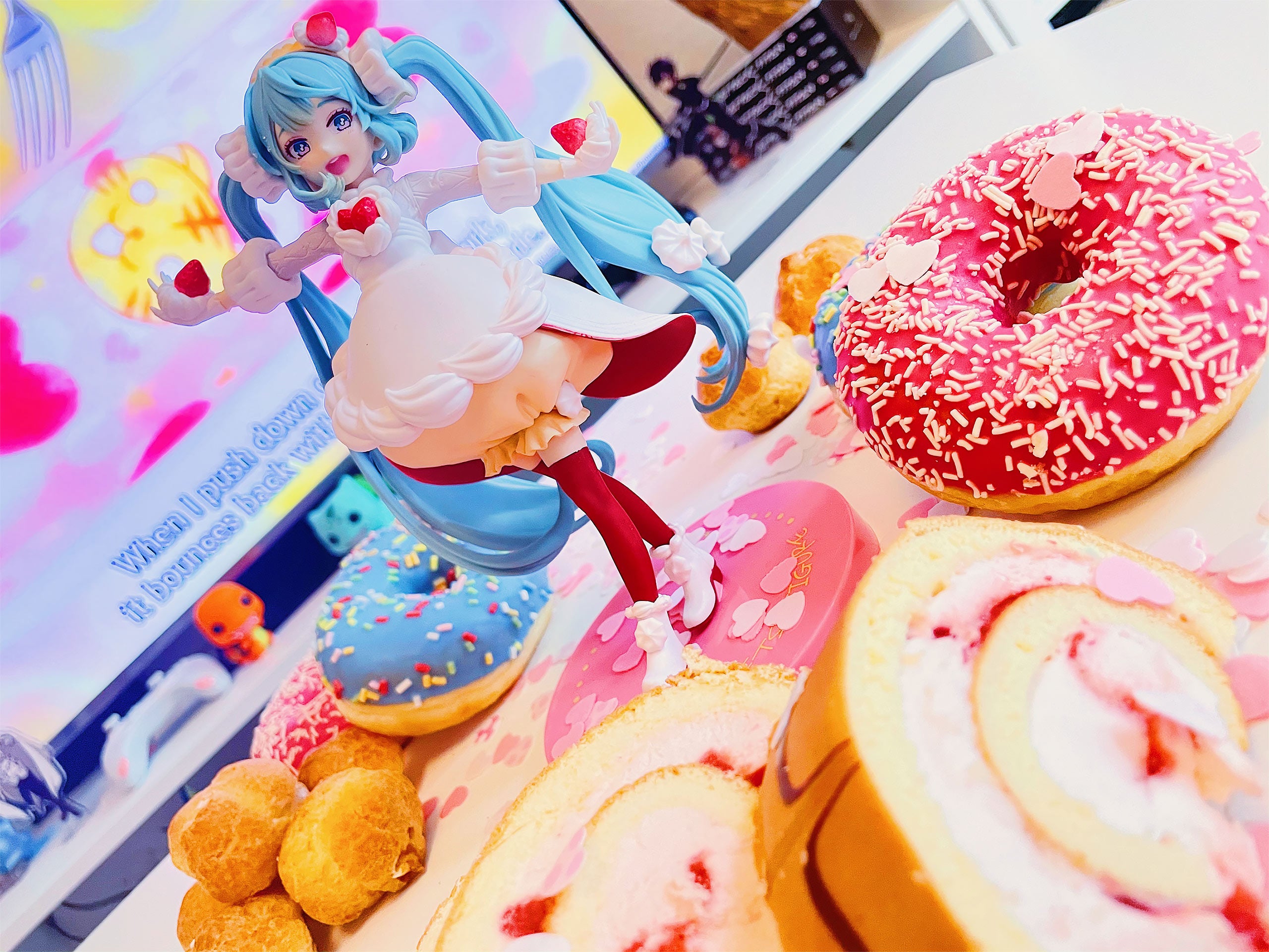 Product image Vocaloid - Hatsune Miku Sweet Tea Time Figure 18 cm