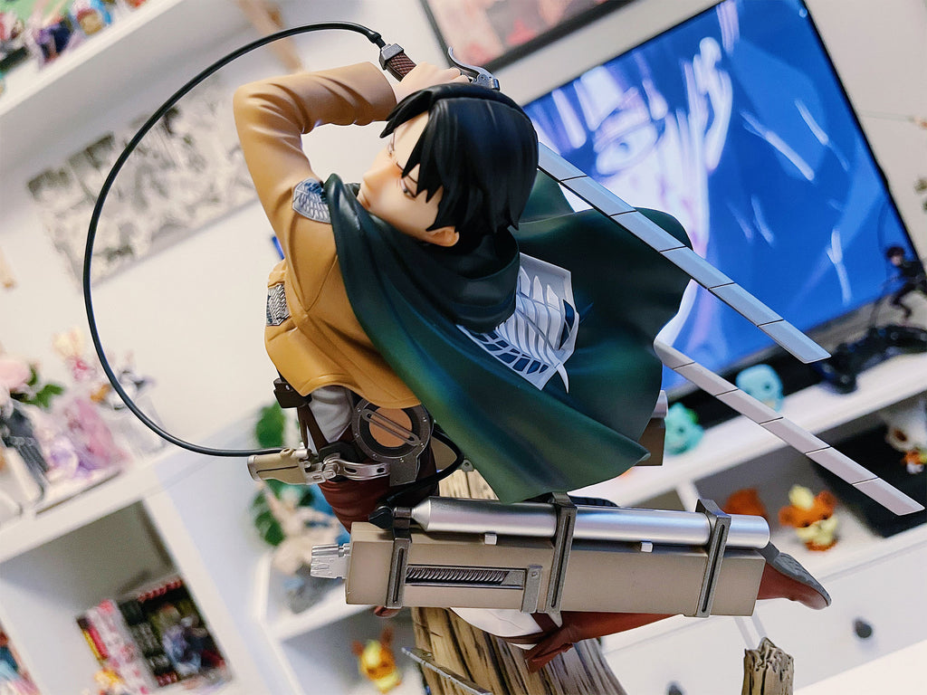 Product image Attack on Titan - Levi Renewal Statue 29 cm