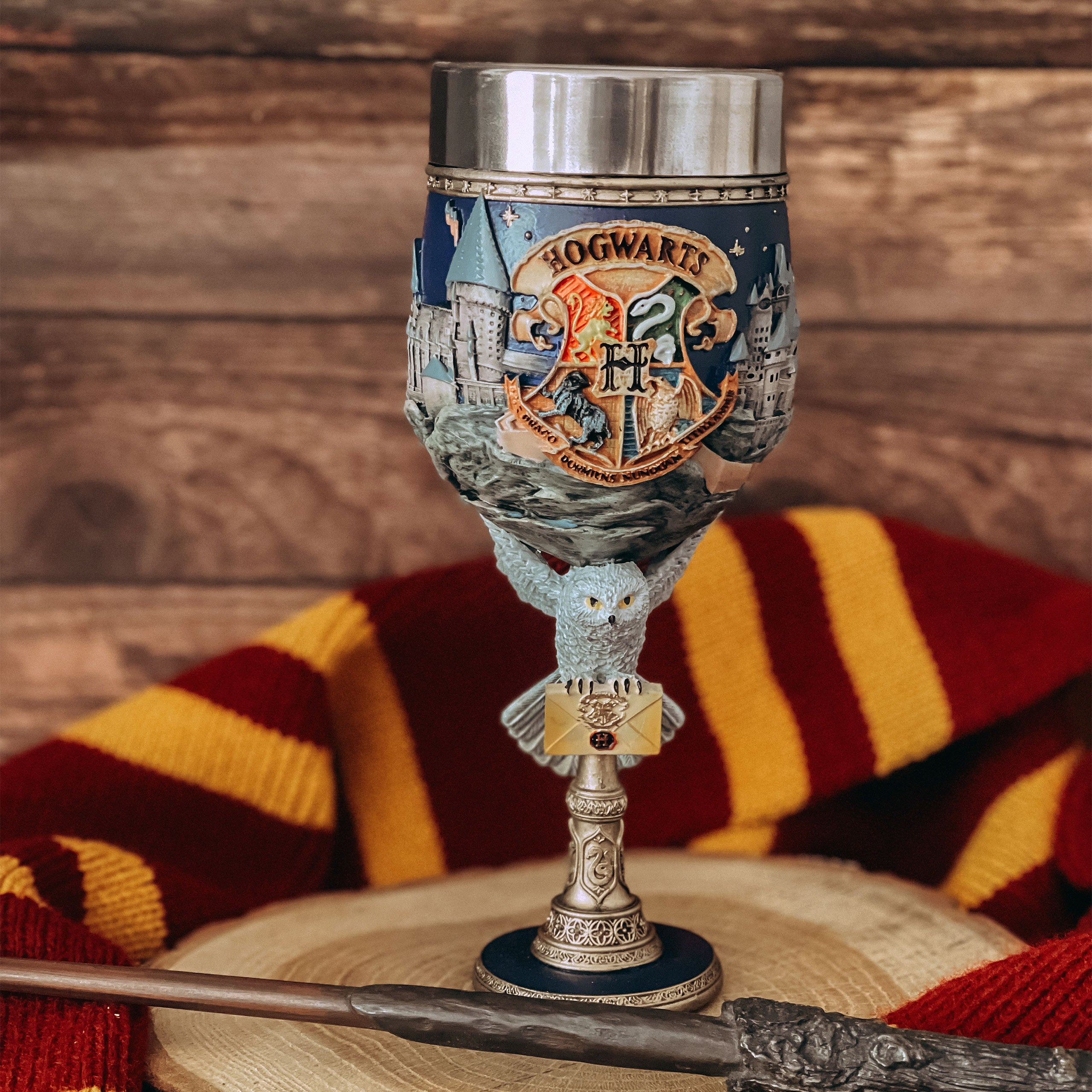 Zdjęcie produktu Harry Potter - Puchar deluxe z logo Hogwartu