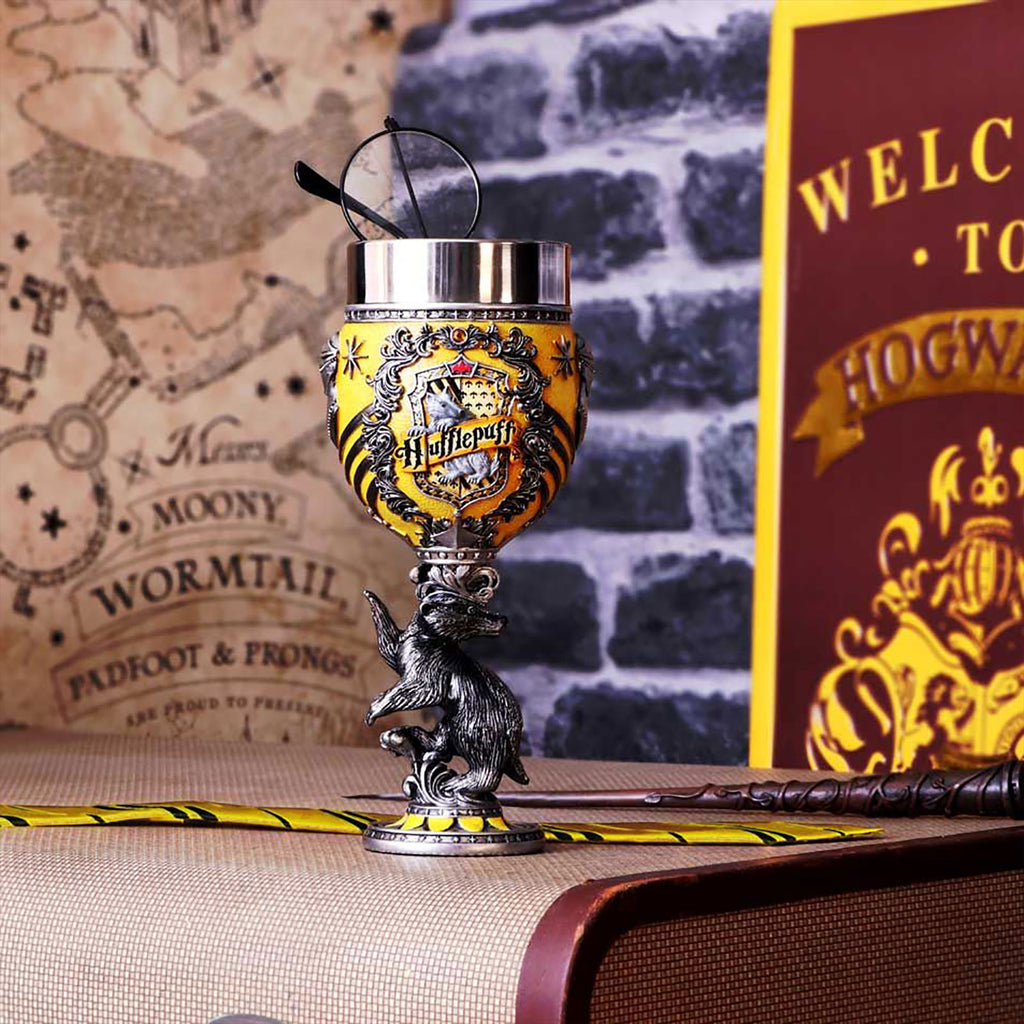 Zdjęcie produktu Harry Potter - Puchar deluxe z logo Hufflepuff