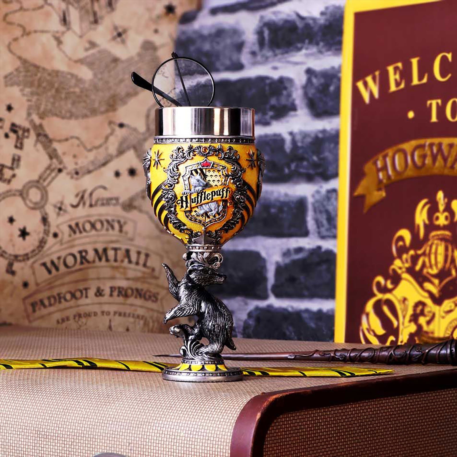 Zdjęcie produktu Harry Potter - Puchar deluxe z logo Hufflepuff