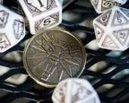 Zdjęcie produktu Wiedźmin - Geralt Biały Wilk RPG Zestaw Kości 7 szt. z monetą kolekcjonerską