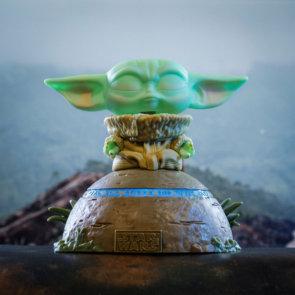 Zdjęcie produktu Grogu używający Mocy Funko Pop figurka z efektami świetlnymi i dźwiękowymi - Star Wars The Mandalorian