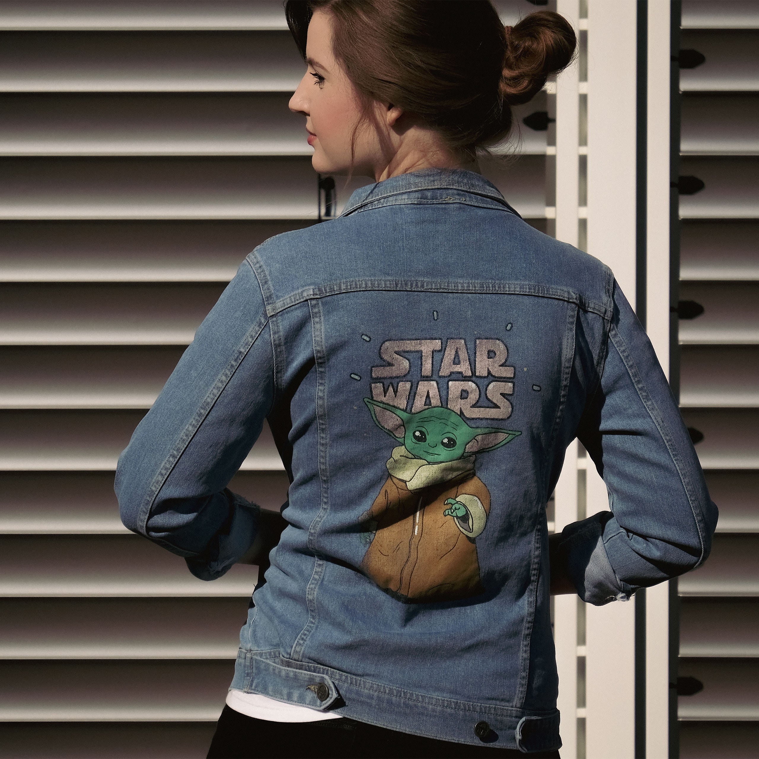 Zdjęcie produktu Grogu Jeansowa kurtka damska niebieska - Star Wars The Mandalorian