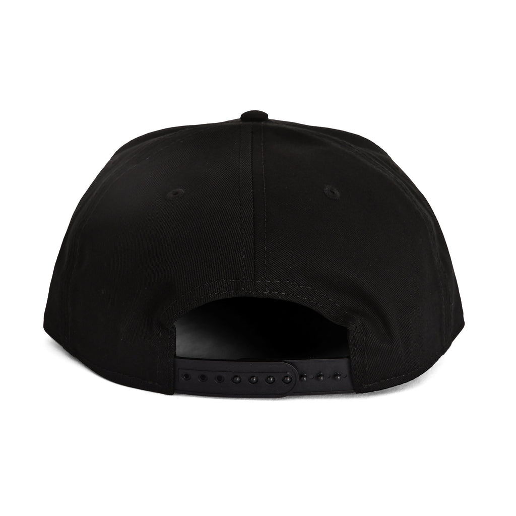 Product image Bleach - Logo Snapback Cap Black