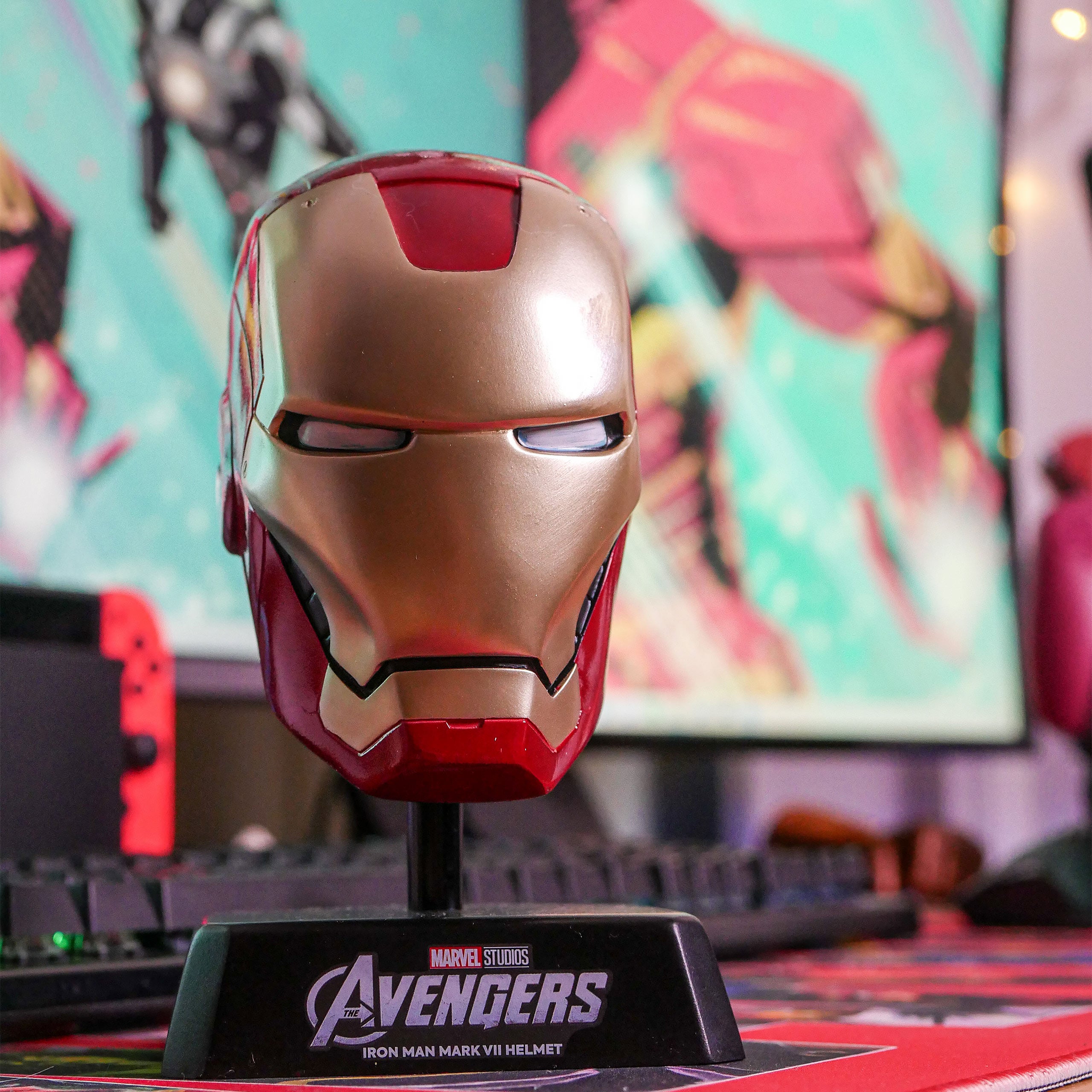 Zdjęcie produktu Iron Man - Replika hełmu Mark VII z kolekcji Marvel Museum
