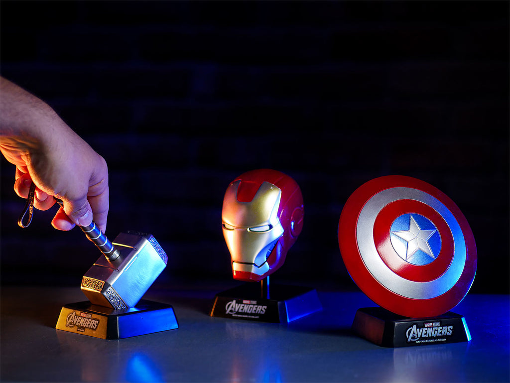 Zdjęcie produktu Thor - replika młota Mjölnira z kolekcji Marvel Museum