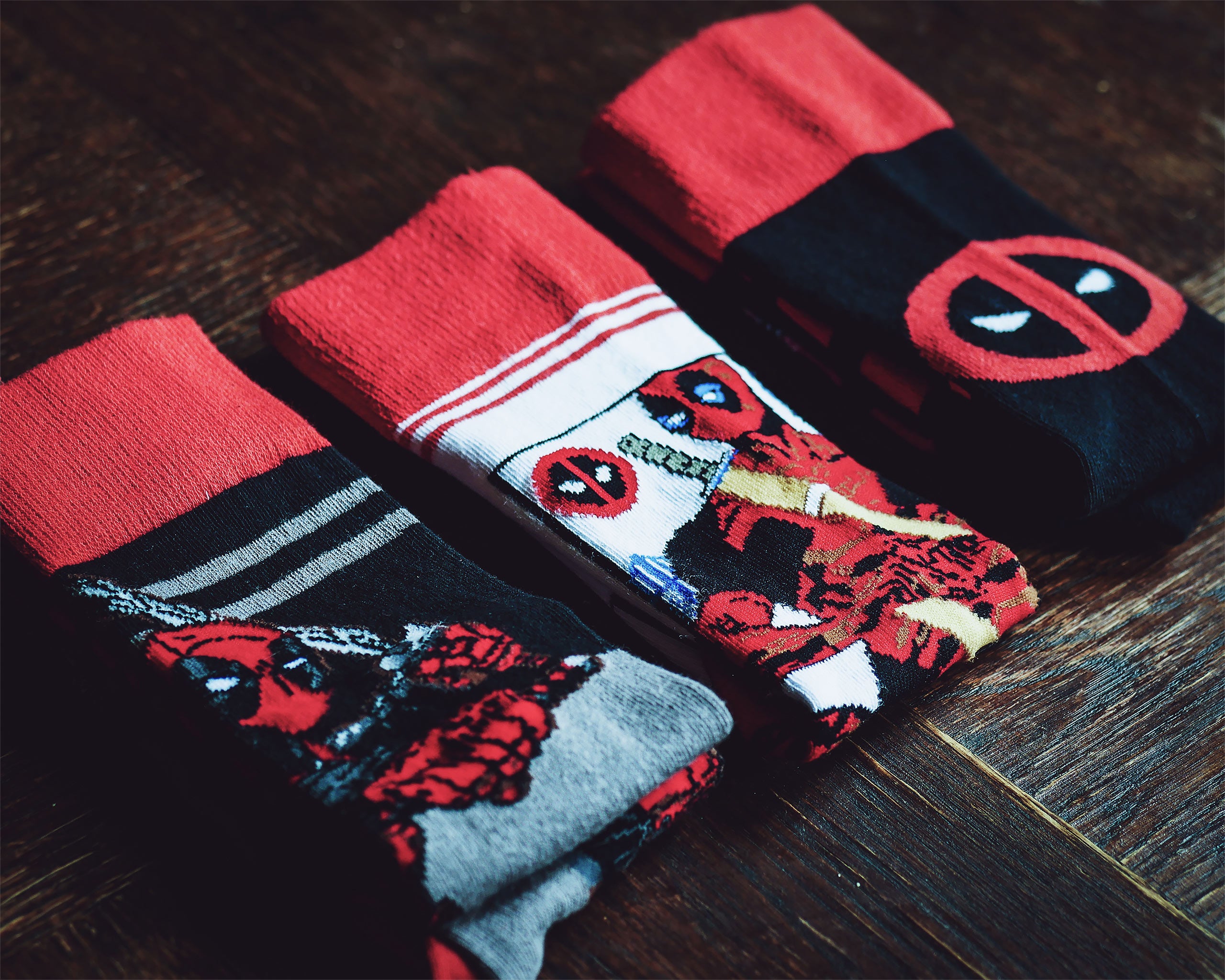 Zdjęcie produktu Skarpetki Deadpool Zestaw 3 szt.