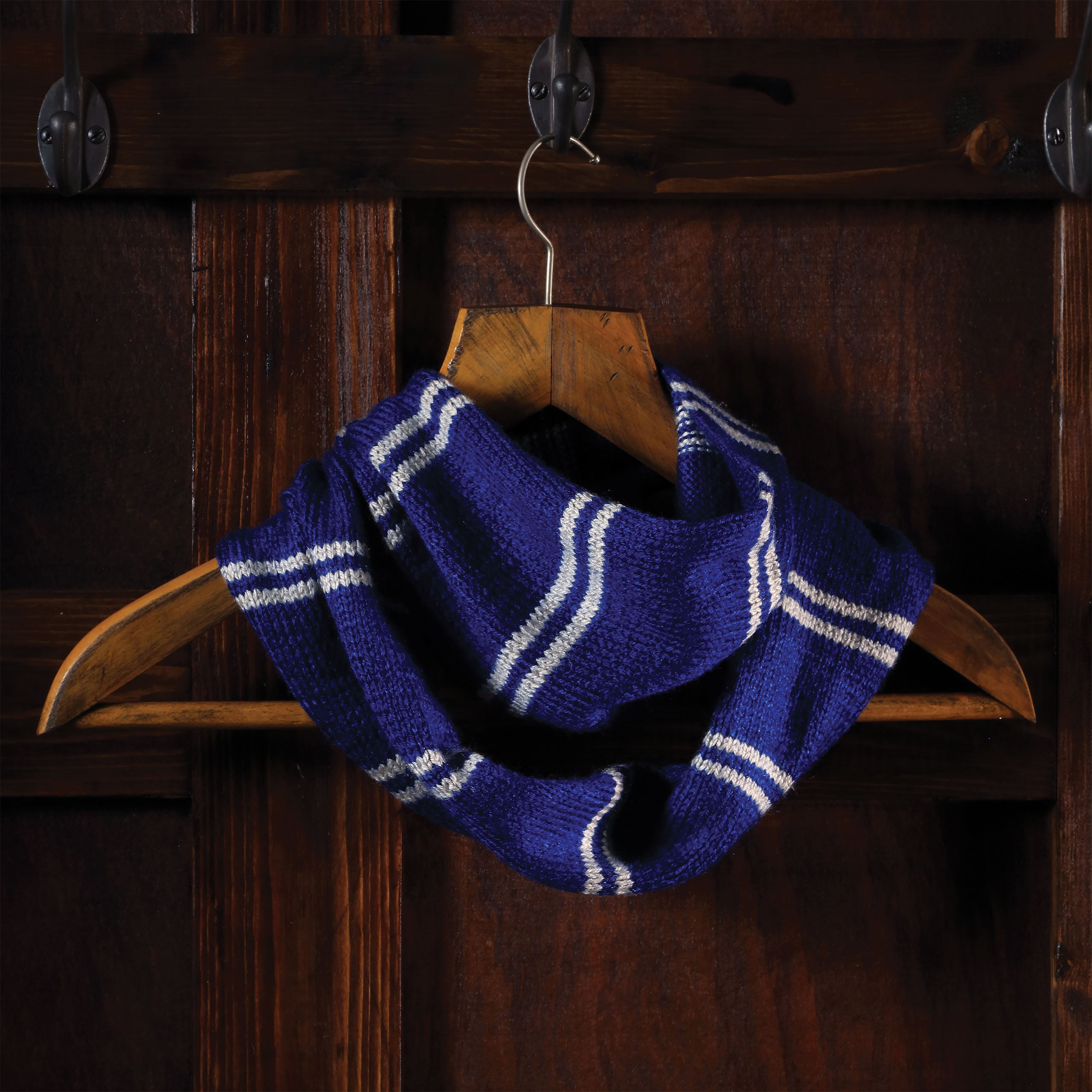 Product image Ravenclaw Loop Scarf Knitting Set - Harry Potter