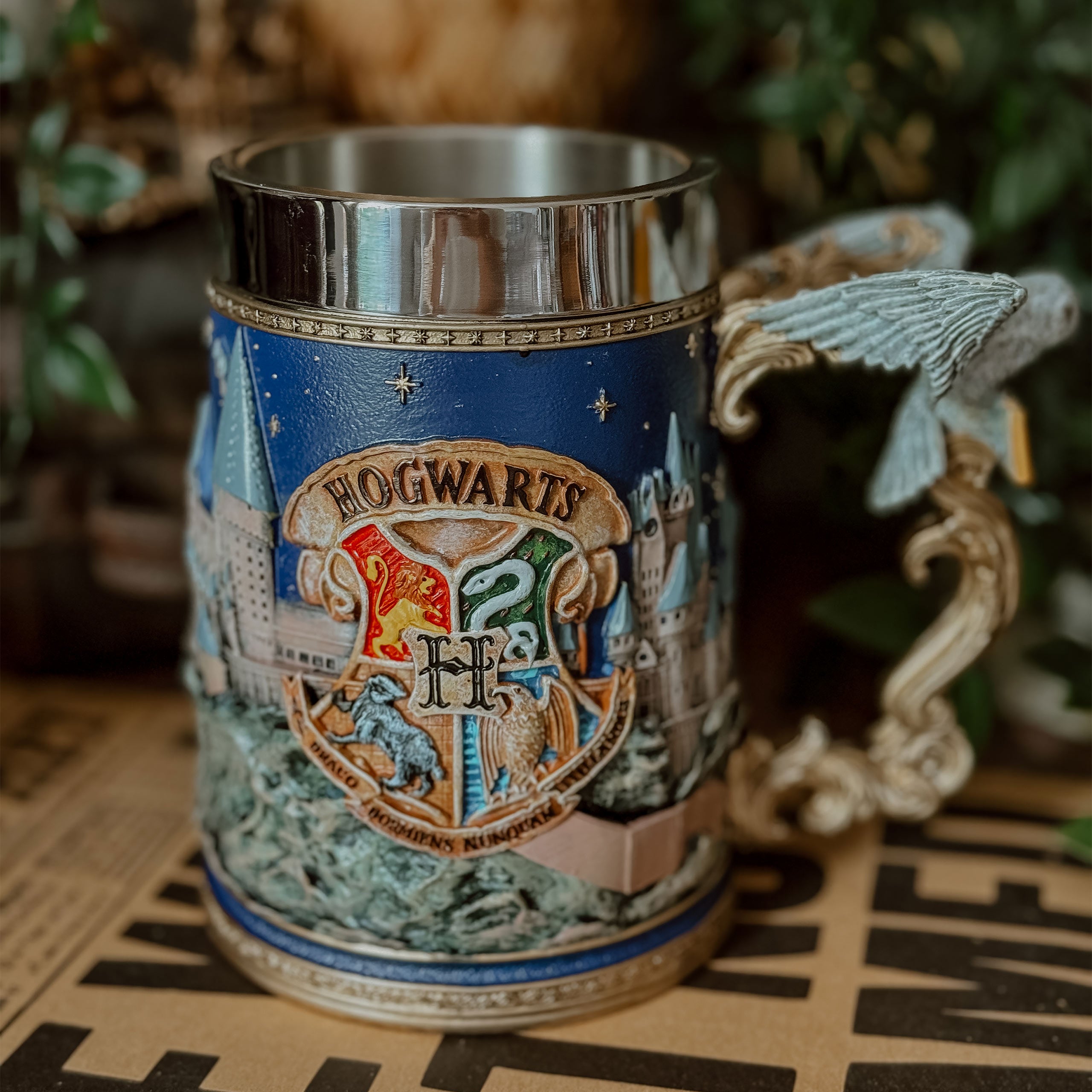 Zdjęcie produktu Harry Potter - Deluxe Kufel z Logo Hogwartu