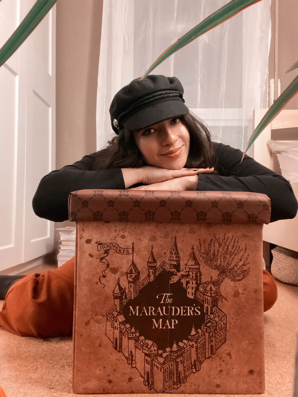 Zdjęcie produktu Harry Potter - Taboret z mapą Huncwotów z miejscem do przechowywania