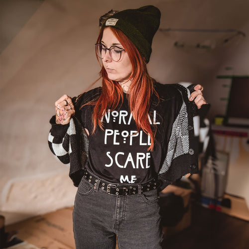 Zdjęcie produktu Normal People Scare Me Koszulka dla fanów American Horror Story czarna