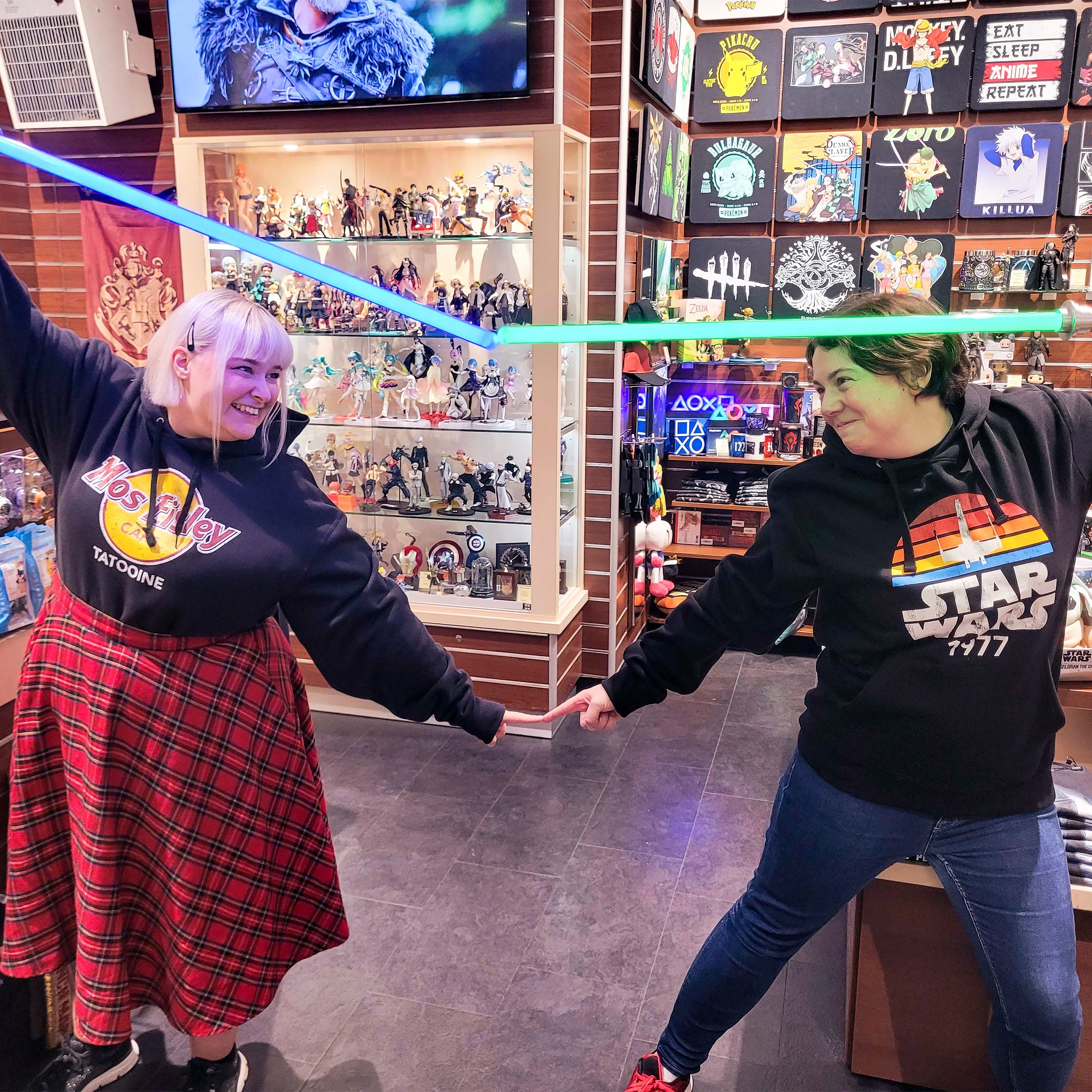 Zdjęcie produktu Bluza Mos Eisley Cafe dla fanów Star Wars czarna