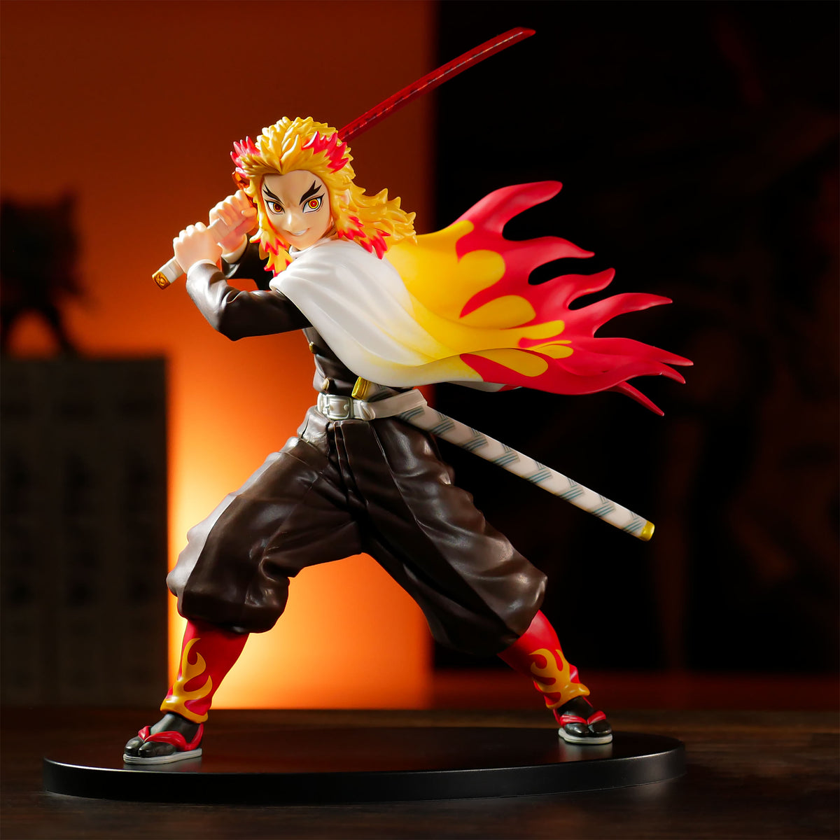 Zdjęcie produktu Demon Slayer - Kyojuro Rengoku Vibration Stars Figurka 21,5 cm