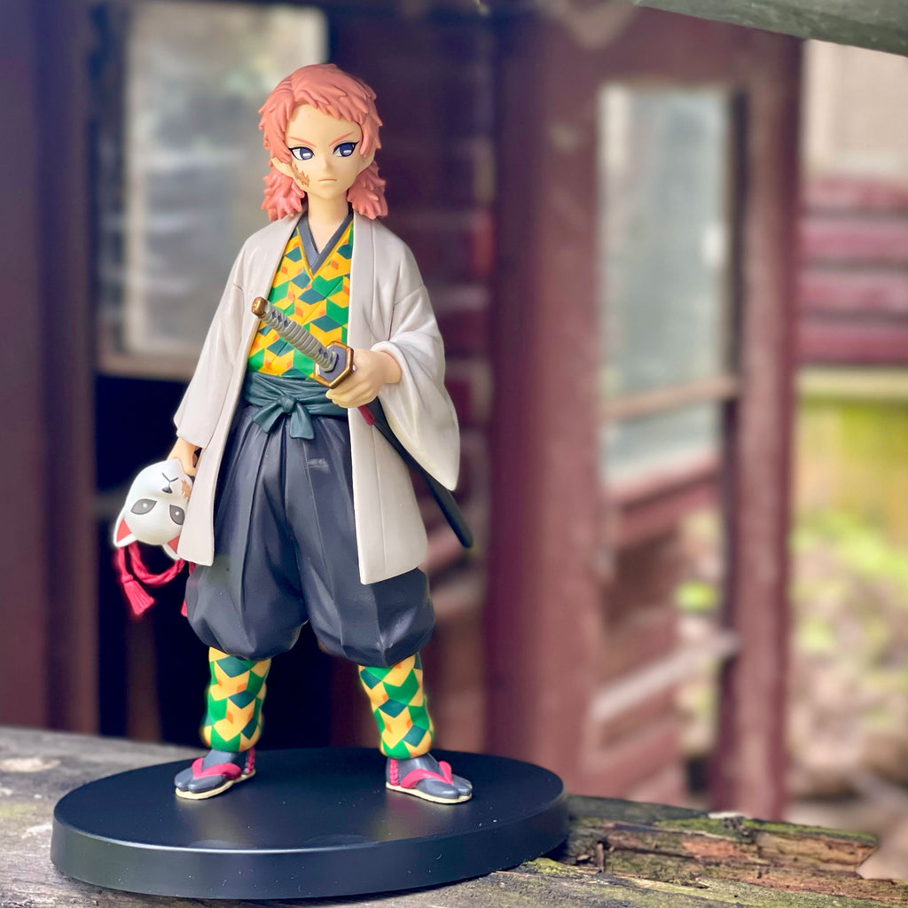 Zdjęcie produktu Demon Slayer - Sabito figurka 16,4 cm