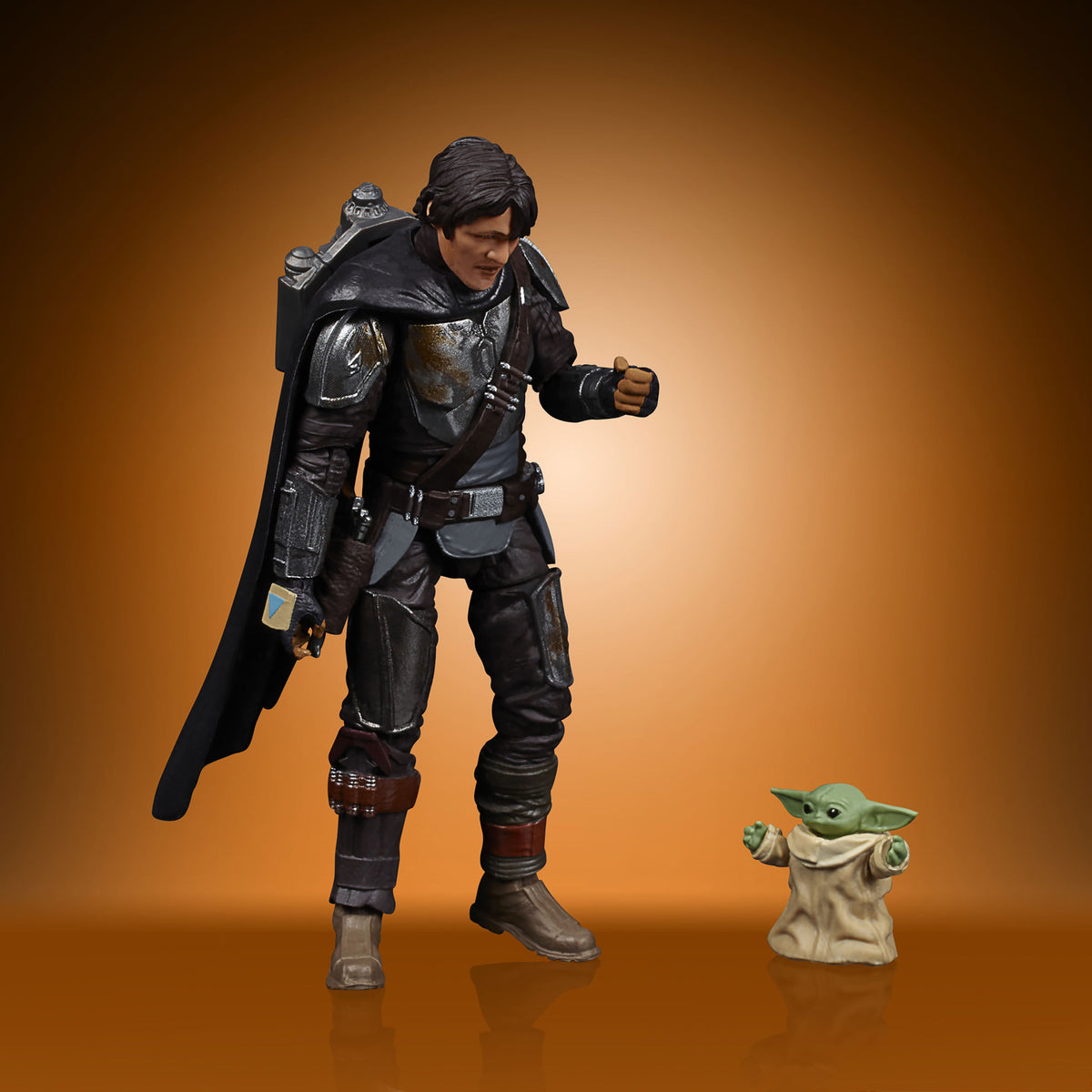 Zdjęcie produktu Din Djarin z Grogu figurka akcji 10 cm - Star Wars The Mandalorian