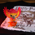 Zdjęcie produktu Koszulka Fawkes z figurką Funko Pop Glow in the Dark - Harry Potter