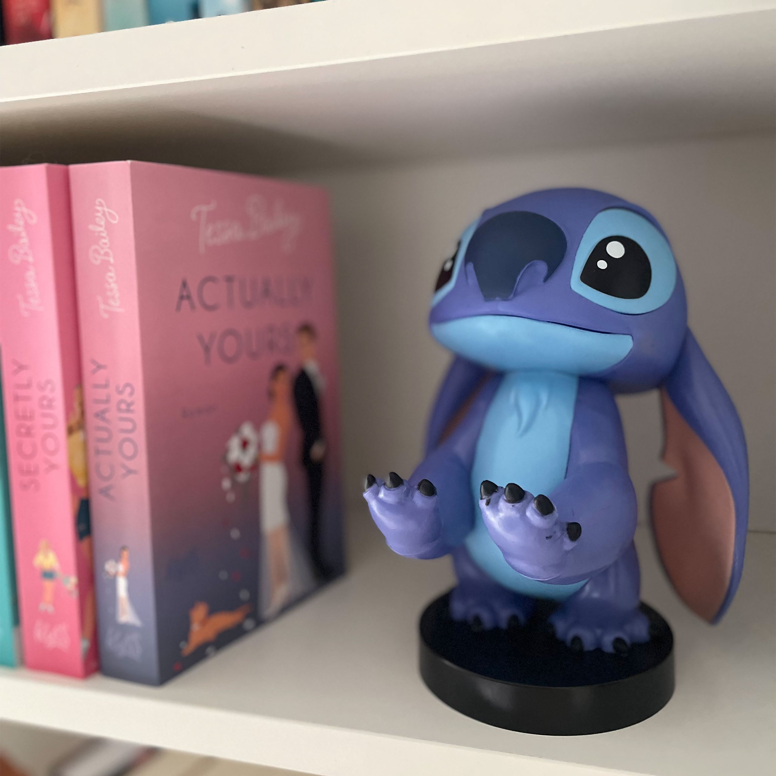 Product image Lilo & Stitch - Cable Guy Figure