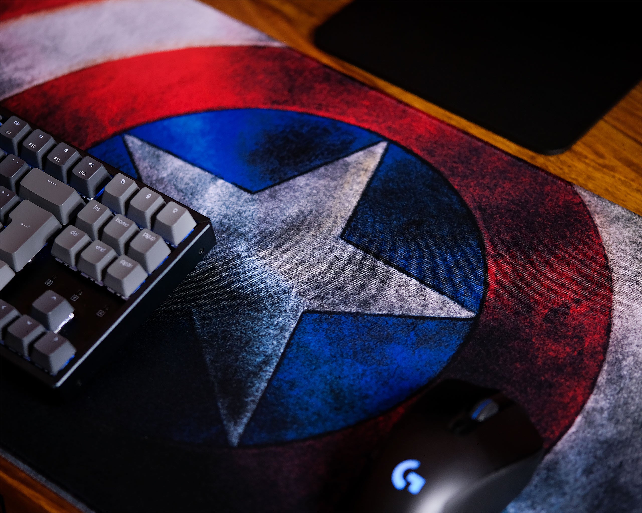 Zdjęcie produktu Captain America - Podkładka pod mysz w kształcie tarczy