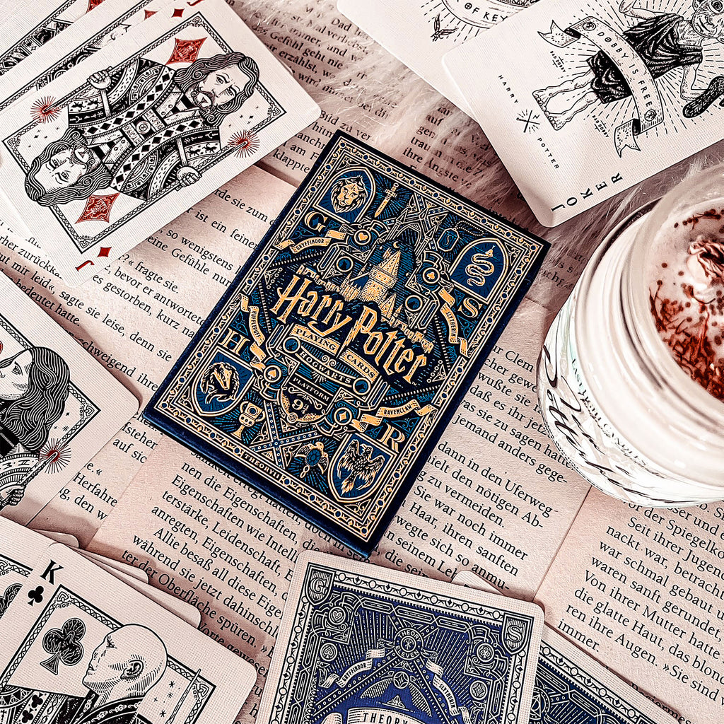Zdjęcie produktu Harry Potter - Ravenclaw Gra Karciana Edycja Deluxe