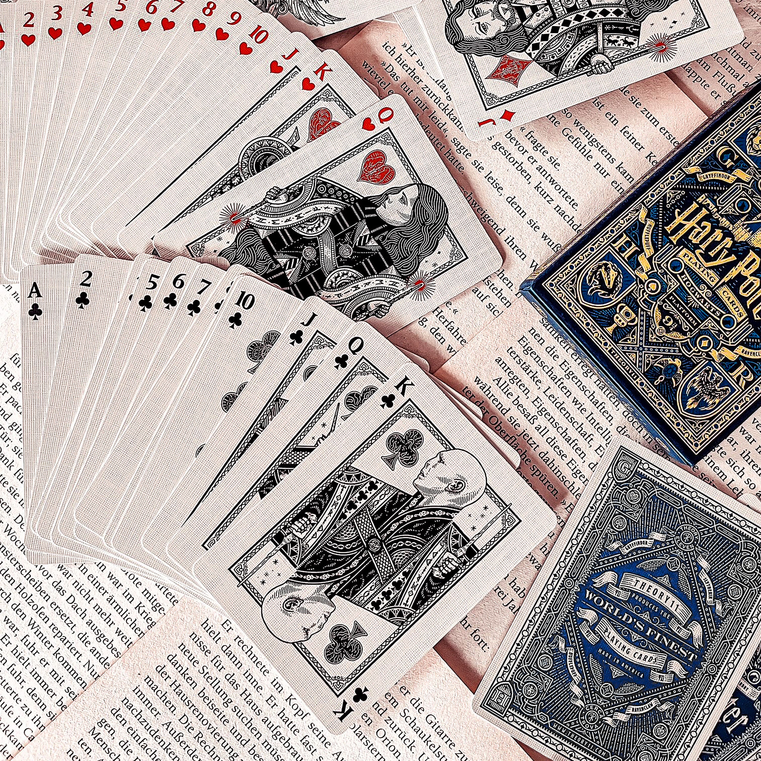 Zdjęcie produktu Harry Potter - Ravenclaw Gra Karciana Edycja Deluxe