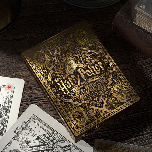 Zdjęcie produktu Harry Potter - Hufflepuff Gra Karciana Deluxe Edition