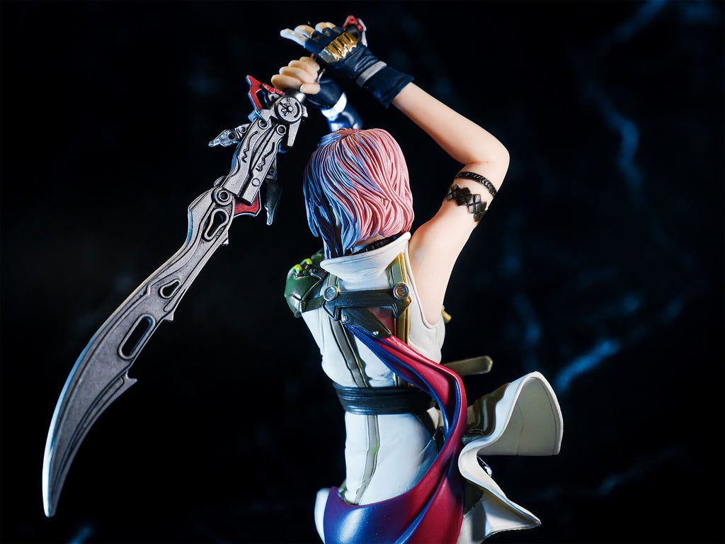 Zdjęcie produktu Final Fantasy - Lightning Figura 17 cm