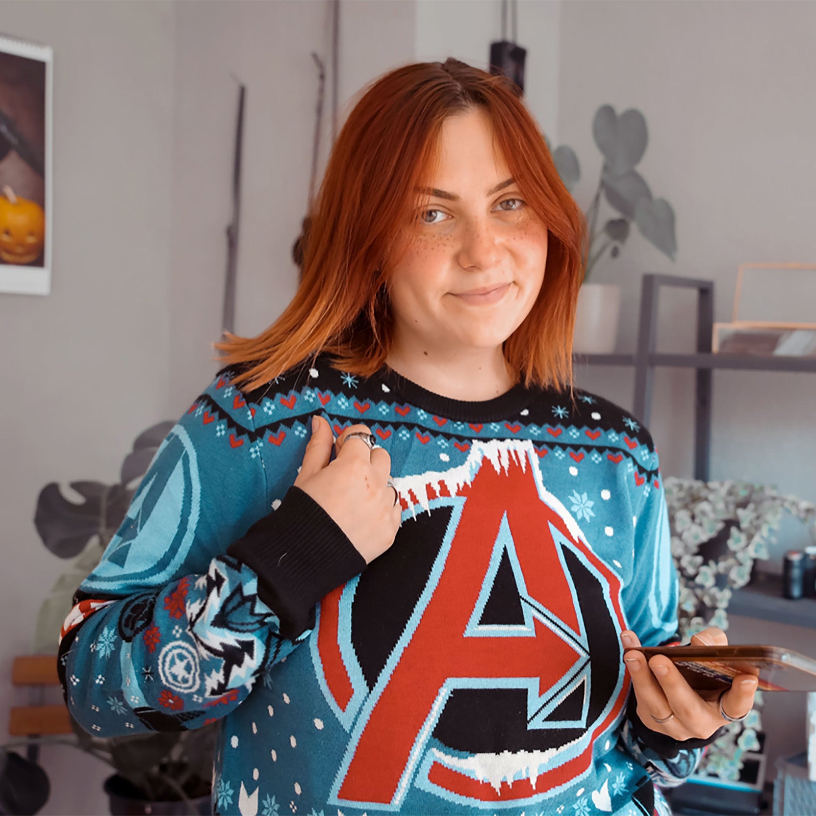 Zdjęcie produktu Avengers - Frost Logo Sweter