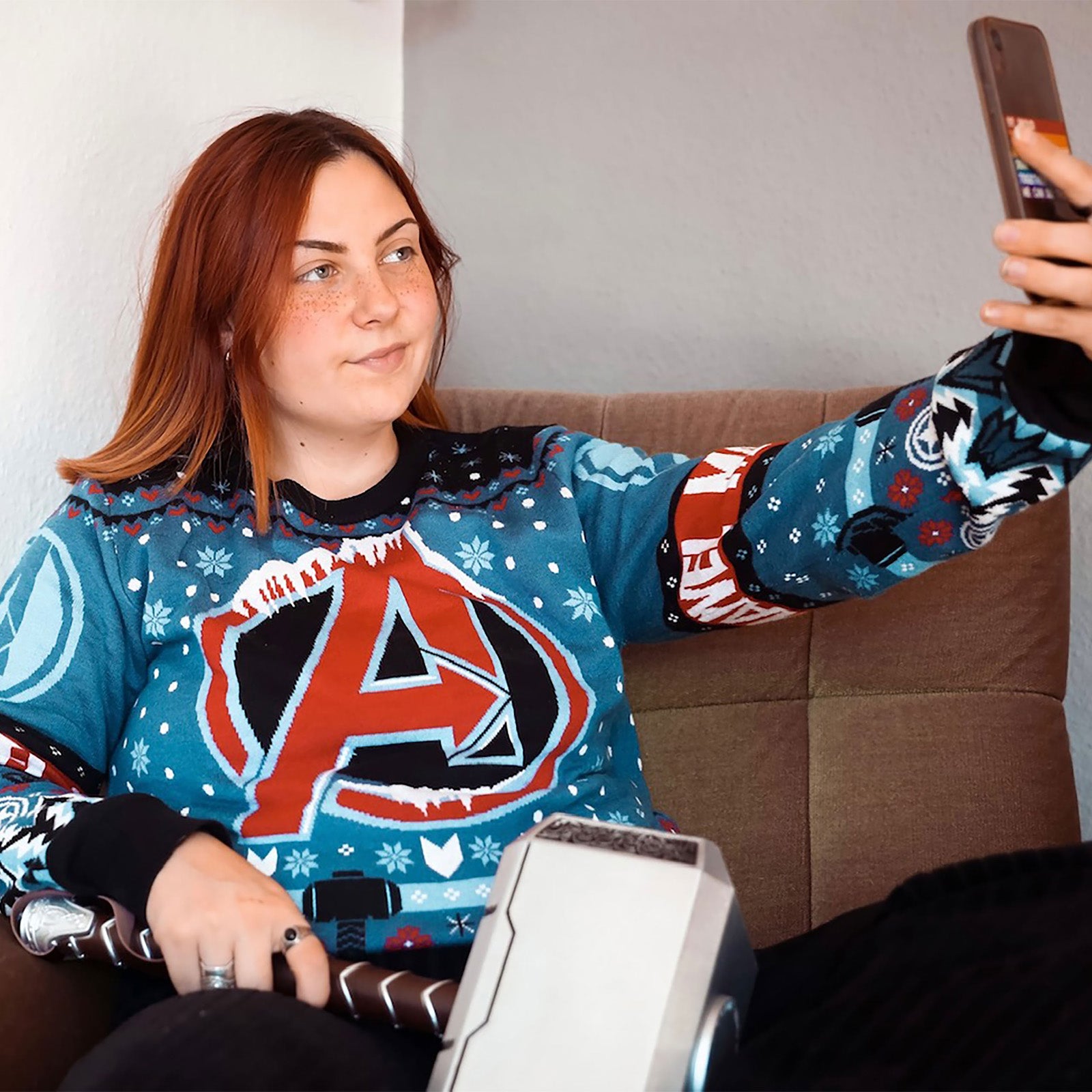 Zdjęcie produktu Avengers - Frost Logo Sweter