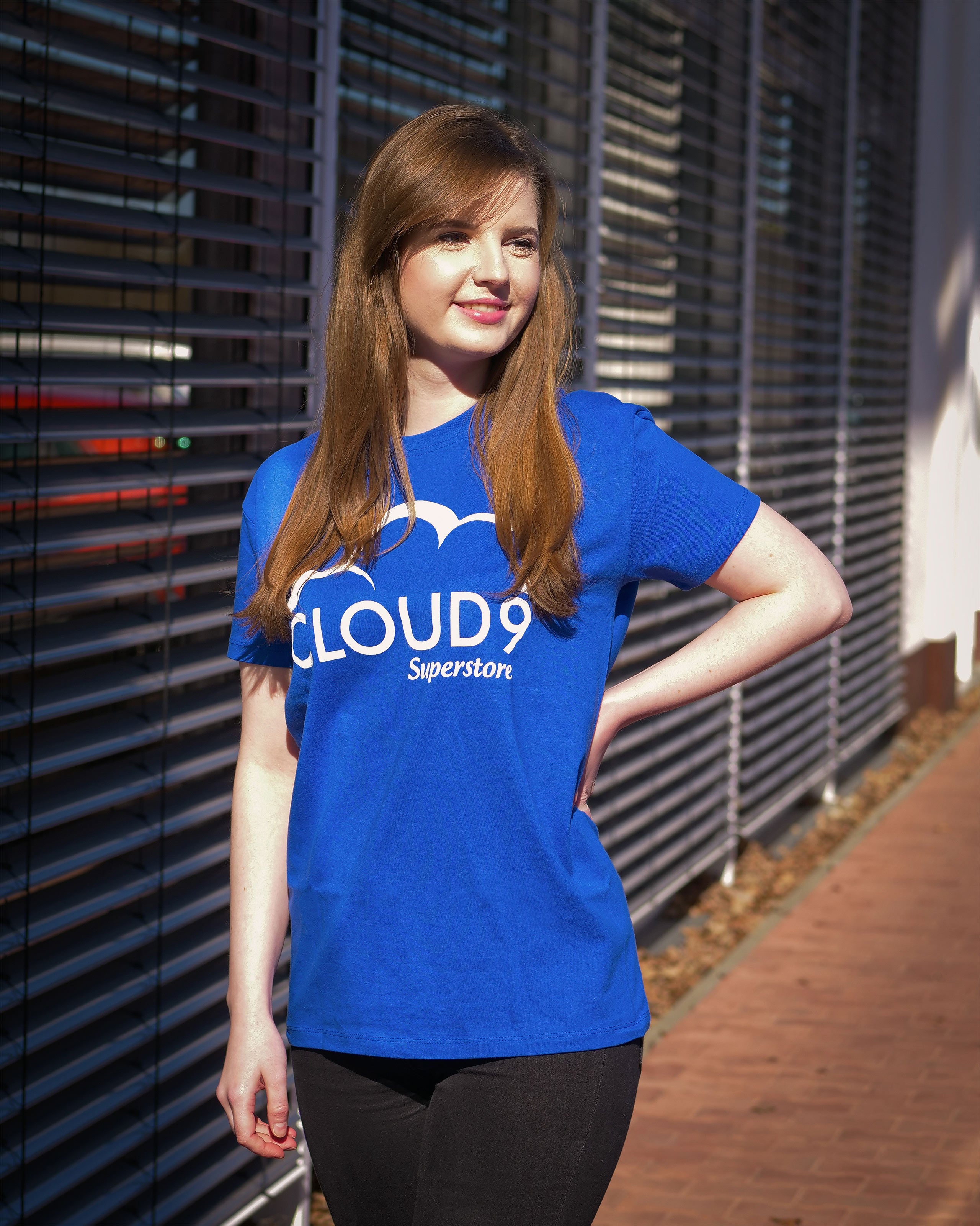 Zdjęcie produktu Koszulka Cloud 9 dla fanów Superstore niebieska
