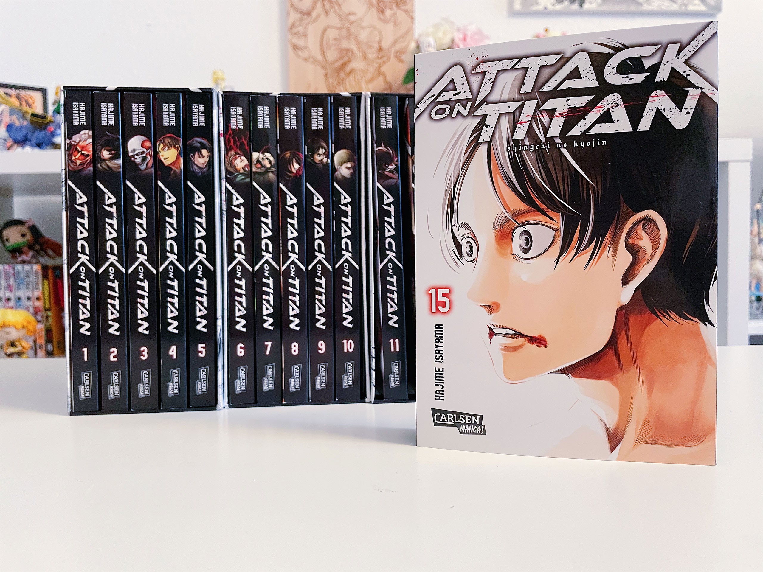Zdjęcie produktu Attack on Titan - Kolekcjonerskie pudełko tomy 11-15