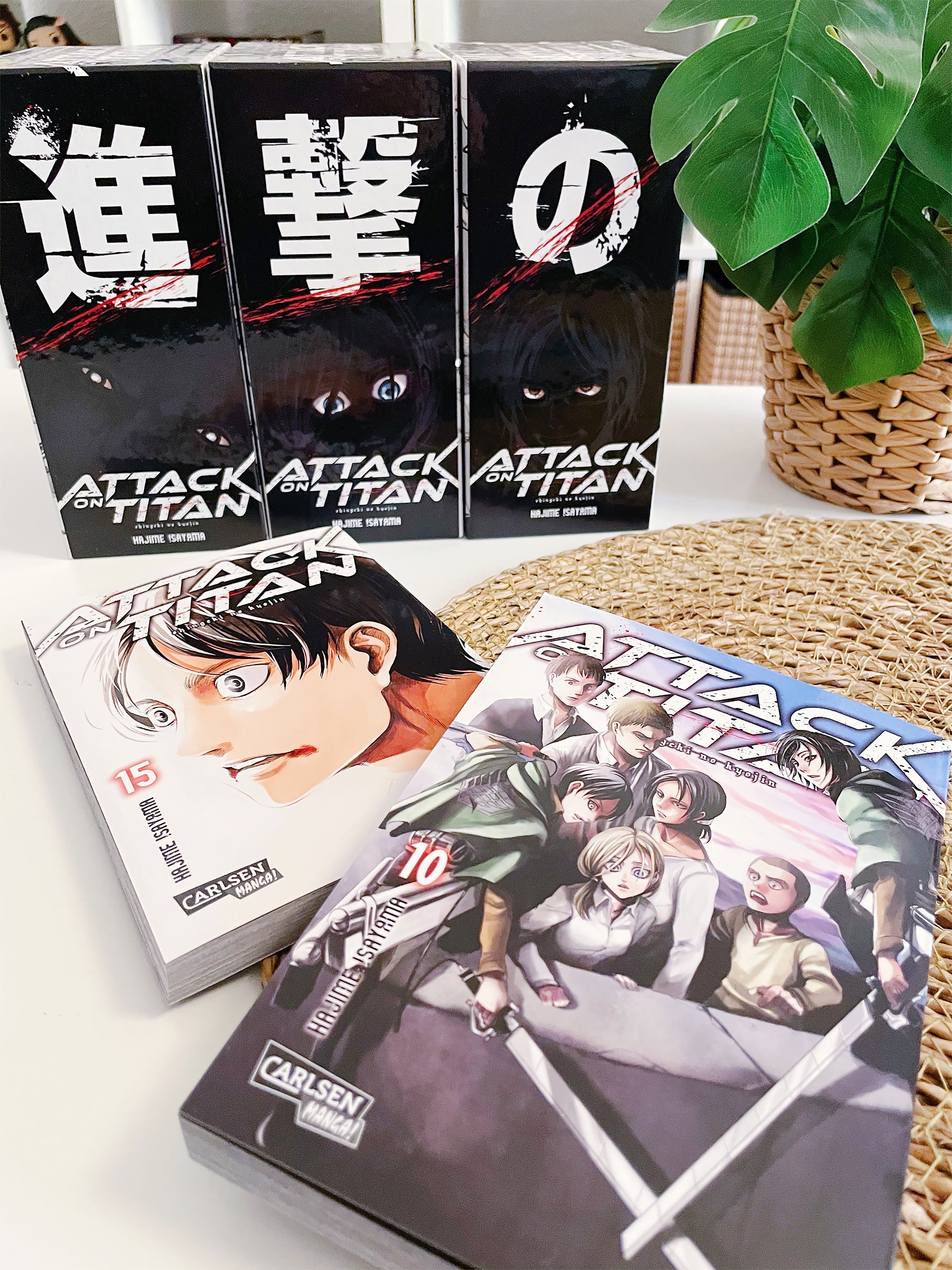 Zdjęcie produktu Attack on Titan - Kolekcjonerskie pudełko tomy 11-15