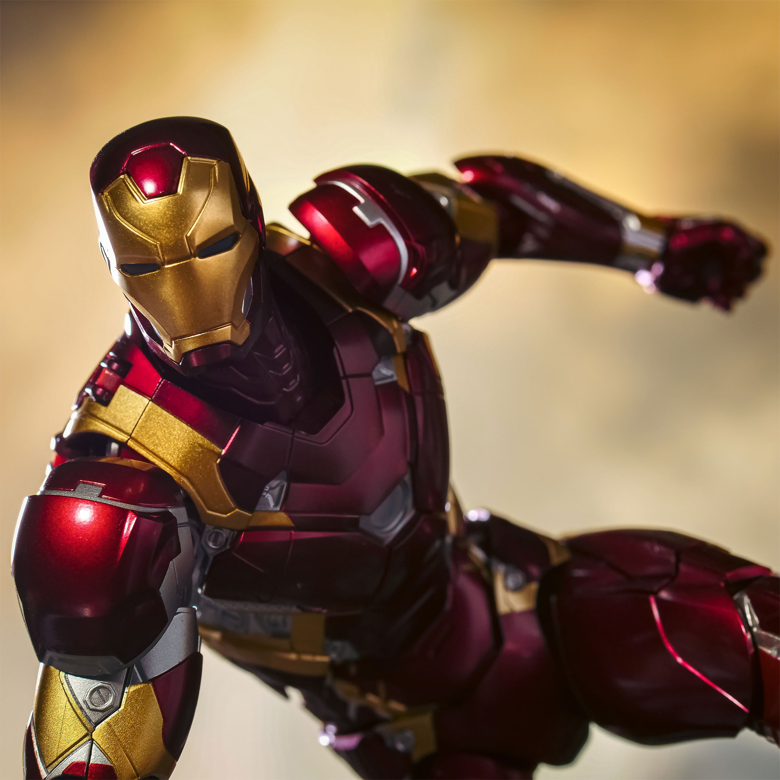 Zdjęcie produktu Iron Man - Mark 46 Figurka Deluxe