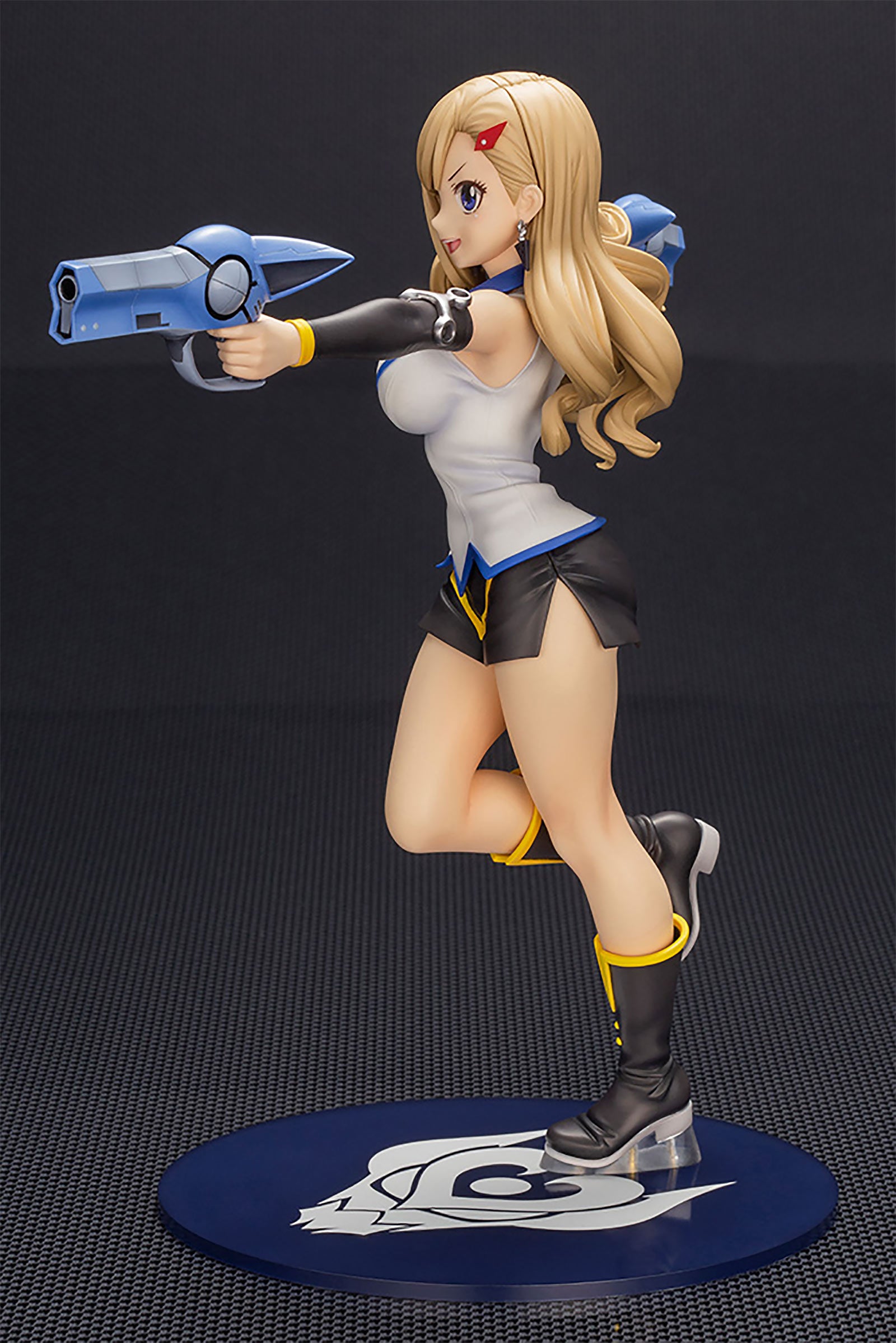 Zdjęcie produktu Edens Zero - Rebecca Bluegarden ARTFX J Statue Bonus Edition