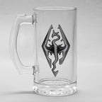 Zdjęcie produktu Skyrim - Szklany kufel z symbolem smoka