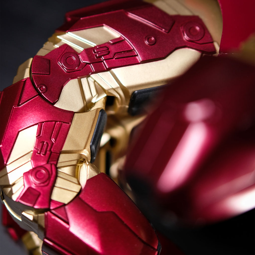 Zdjęcie produktu Avengers Endgame - Rękawica Iron Mana z światłem i dźwiękiem