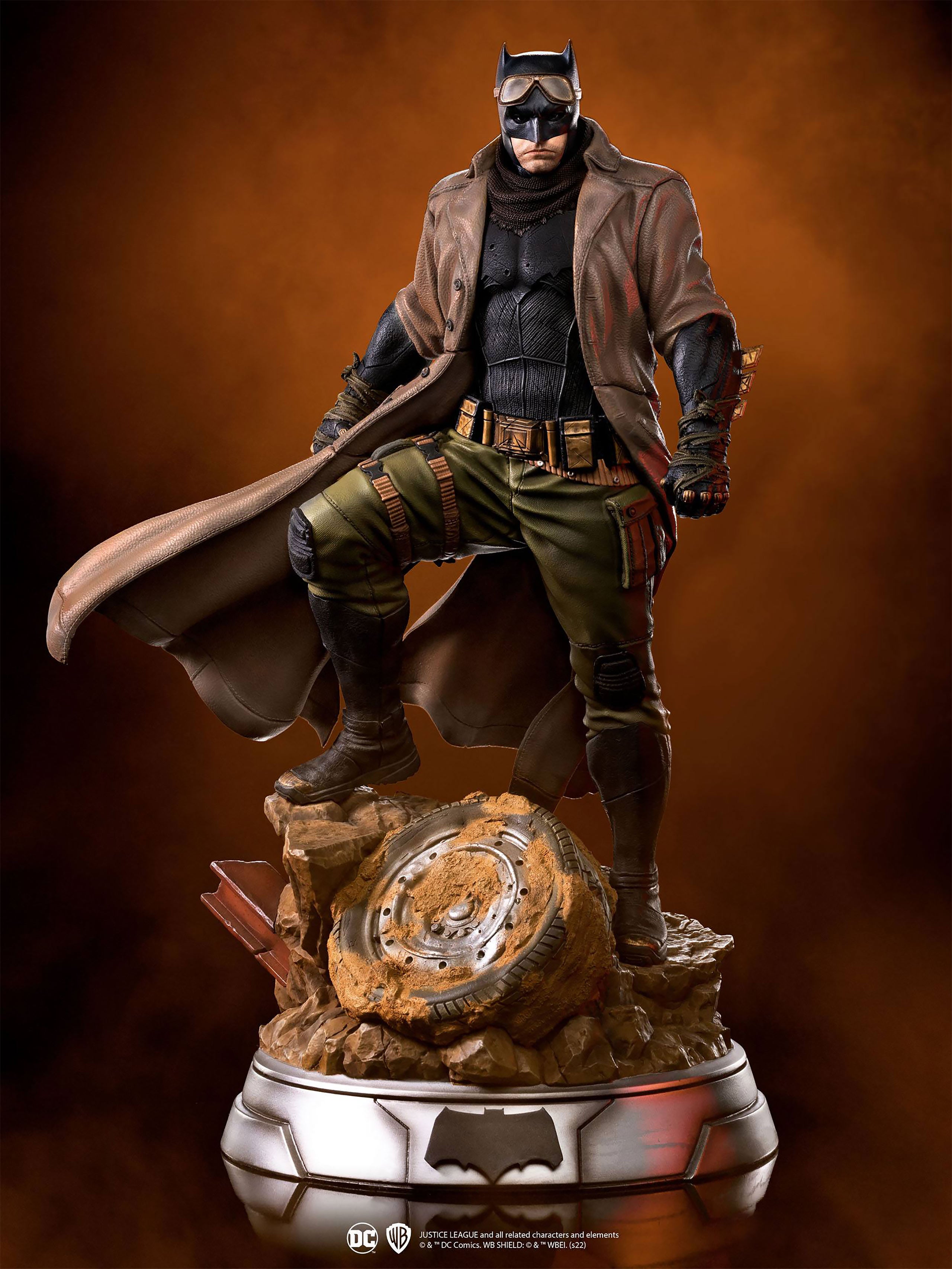 Zdjęcie produktu Zack Snyders Justice League - Batman Knightmare Statua Skala 1:4