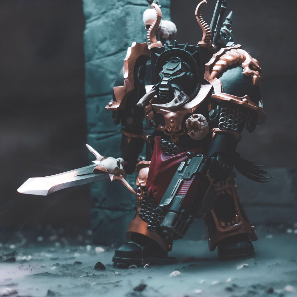 Zdjęcie produktu Warhammer 40k - Black Legion Brat Gnarl Figurka Akcji