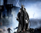 Zdjęcie produktu Władca Pierścieni - Król Czarnoksiężnik z Angmaru Saga BDS Art Scale Deluxe Statue