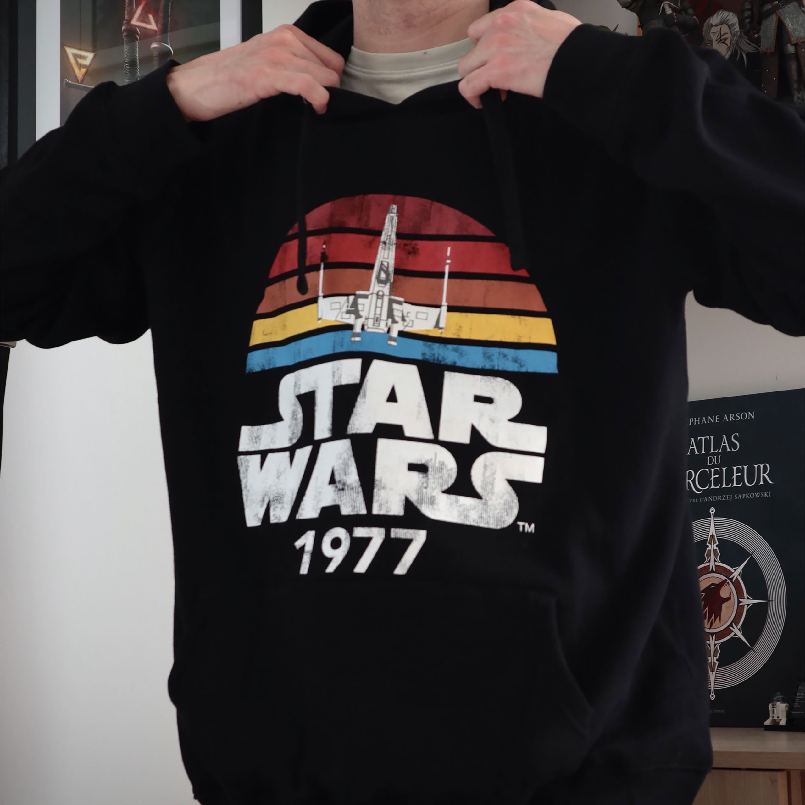 Zdjęcie produktu Star Wars z 1977 Retro Bluza z Kapturem Czarna