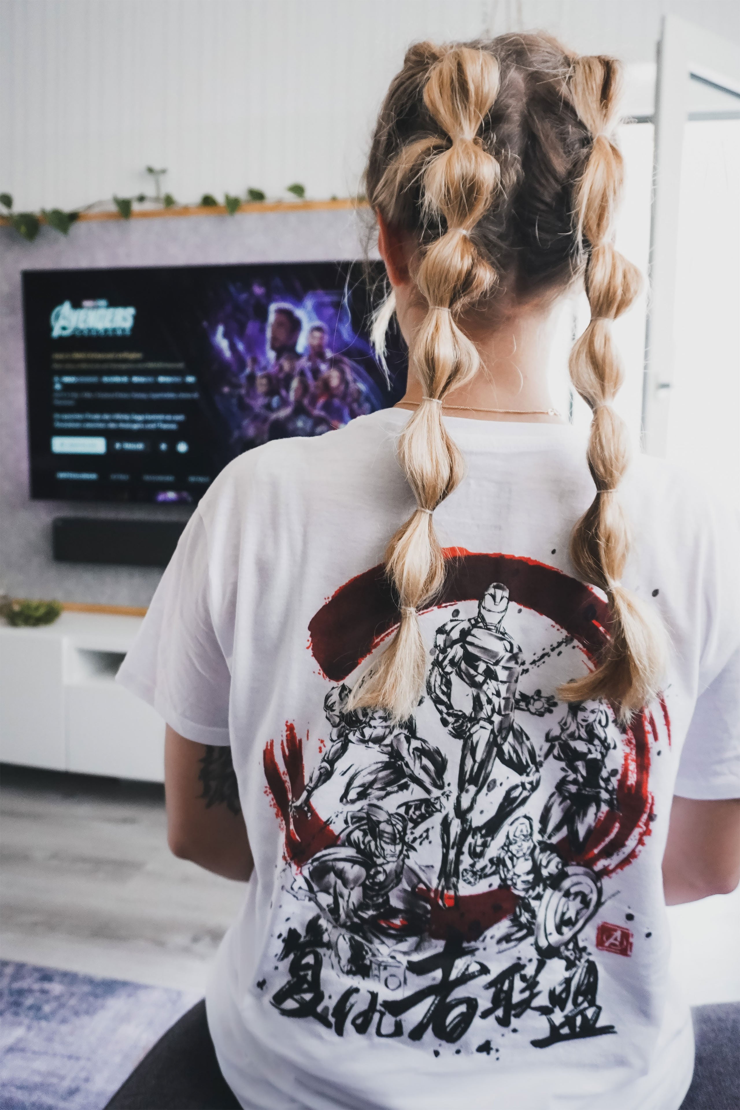 Zdjęcie produktu Marvel - Group Japanese Style T-Shirt biały
