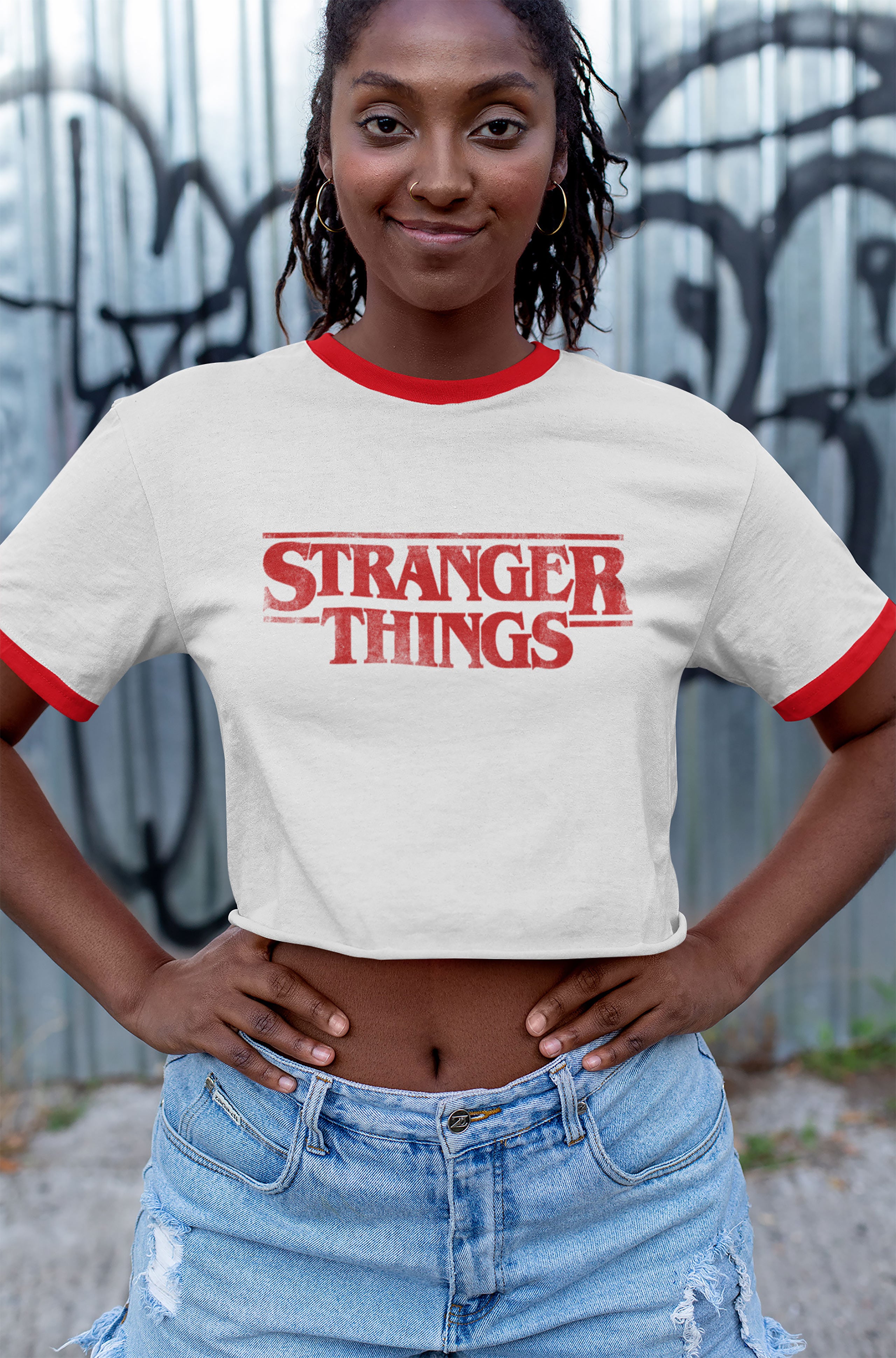 Zdjęcie produktu Stranger Things - Distressed Logo Crop Top biały