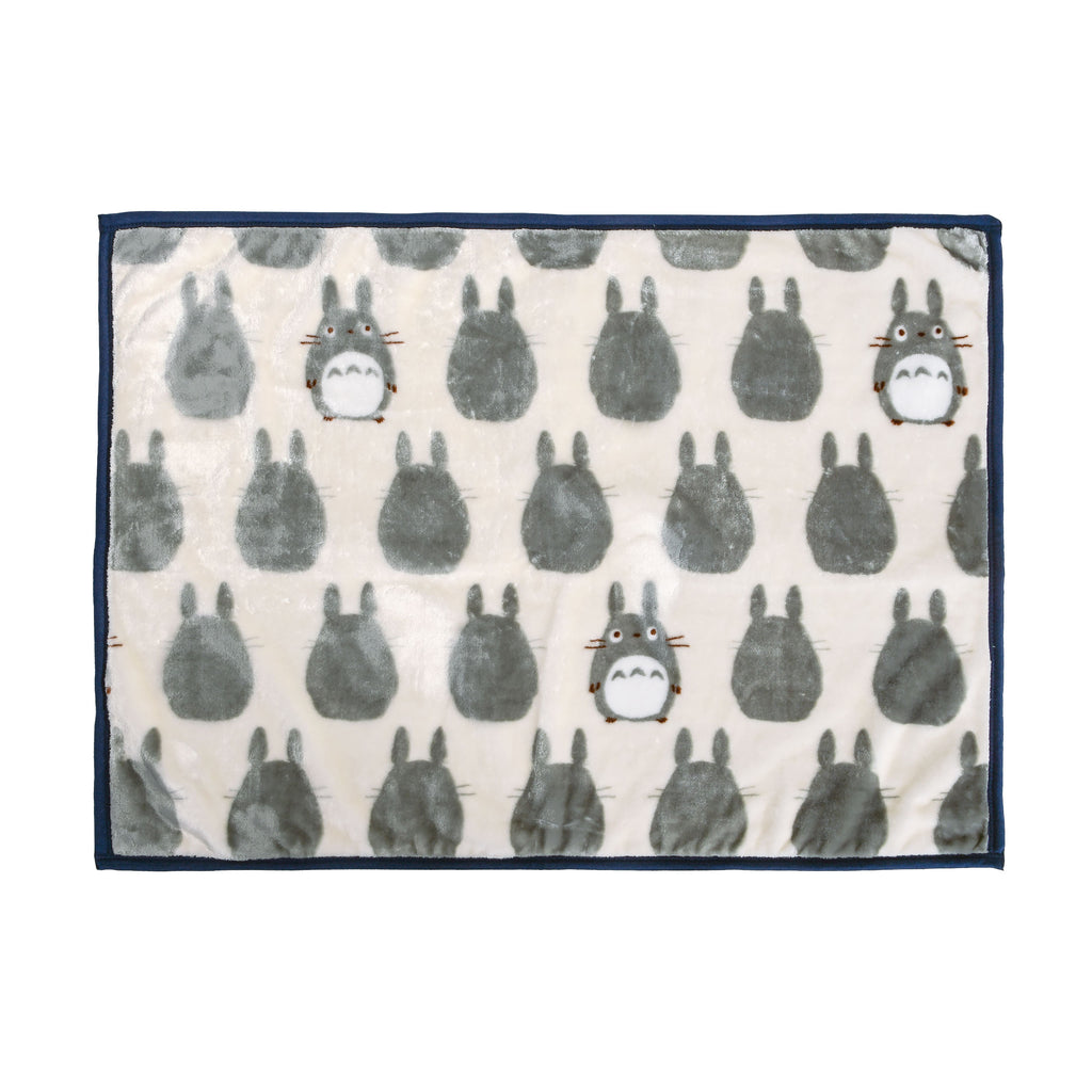 Zdjęcie produktu Mój sąsiad Totoro - Koc z nadrukiem Allover
