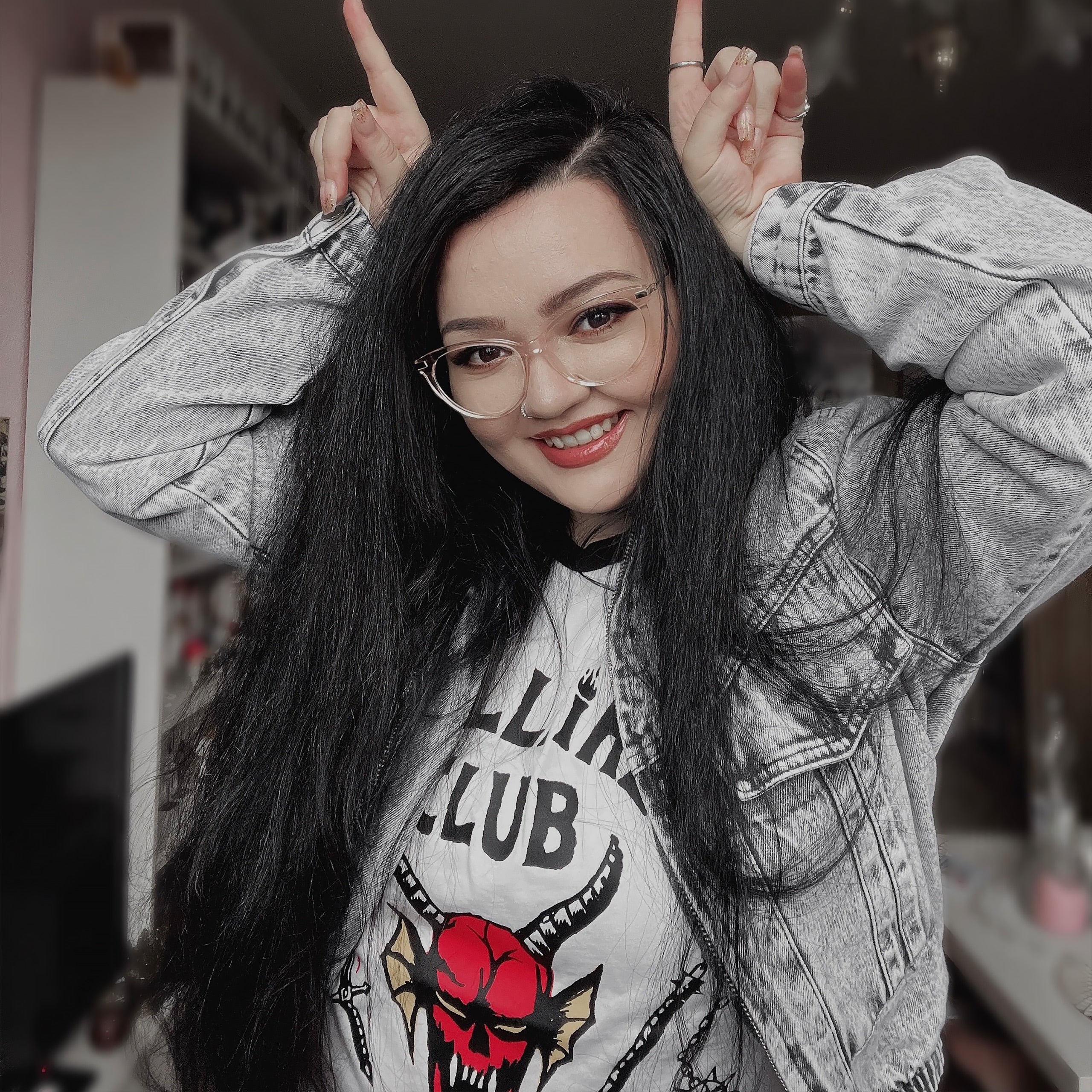 Zdjęcie produktu Stranger Things - Longsleeve ze stemplem Hellfire Club