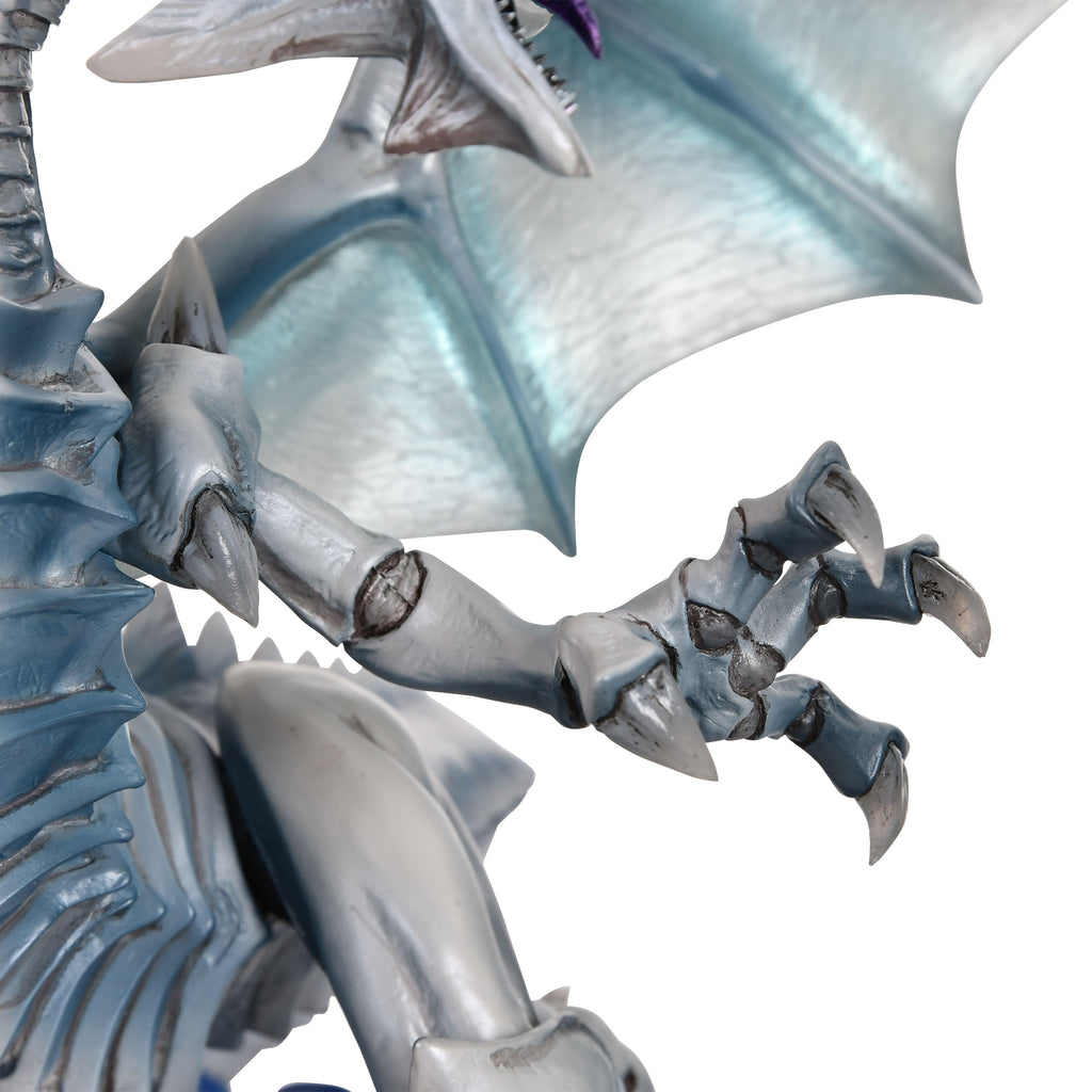 Zdjęcie produktu Yu-Gi-Oh! - Niebieskooki Biały Smok Holographic Edition Figura