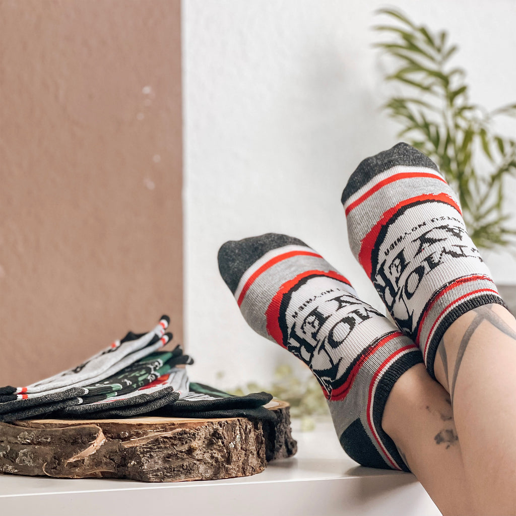 Zdjęcie produktu Demon Slayer - Skarpetki Logo Sneaker Zestaw 5 Par
