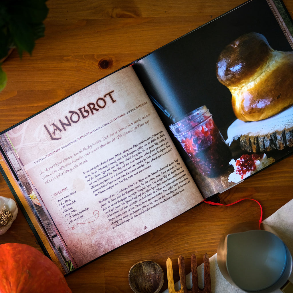 Zdjęcie produktu Przepisy z Shire - Książka kucharska Hobbitów
