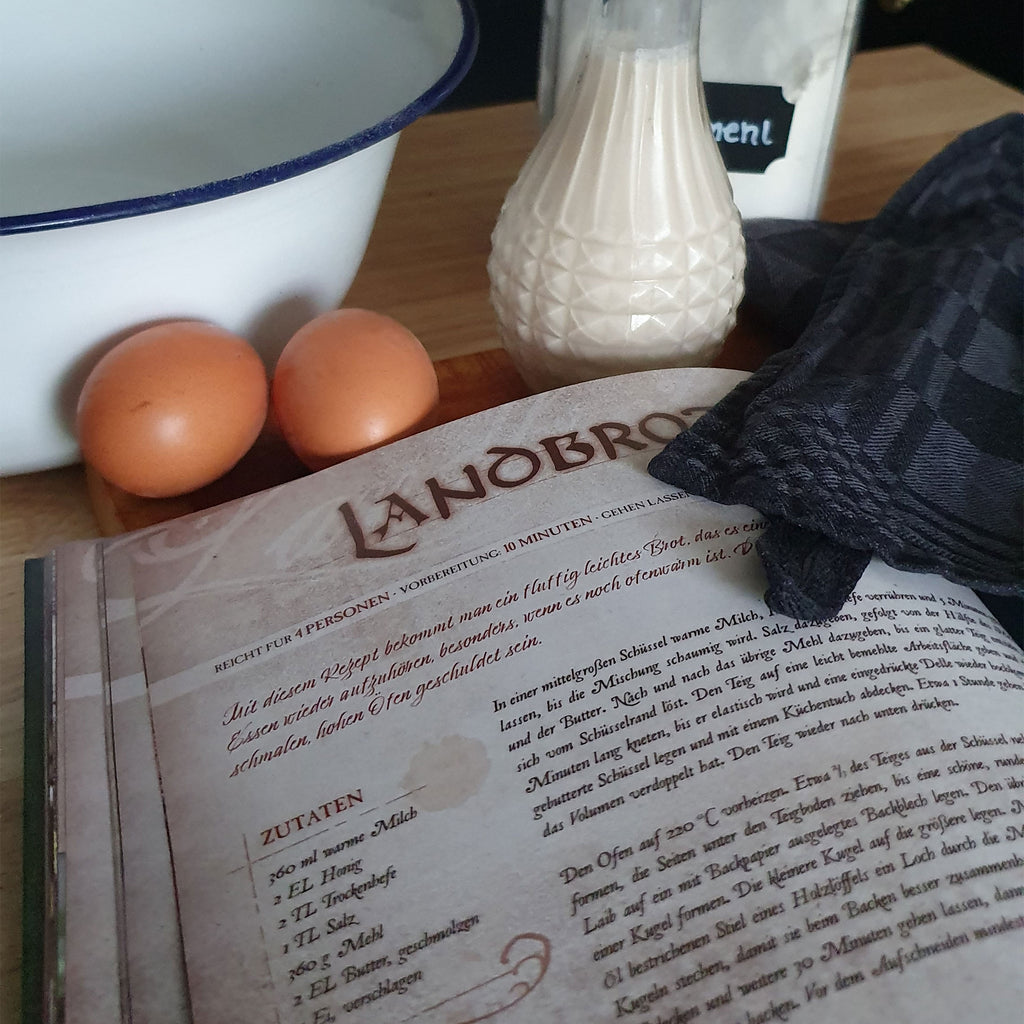 Zdjęcie produktu Przepisy z Shire - Książka kucharska Hobbitów